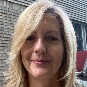 Meet your Posher, Suzette